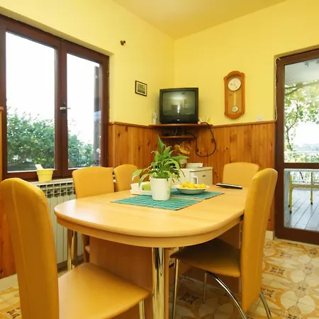 By The Sea Stikovica, Dubrovnik - 4706 Apartamento Zaton (Dubrovnik-Neretva)